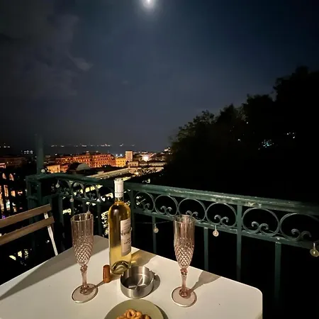 Bed & Breakfast I Mergellina Neapel